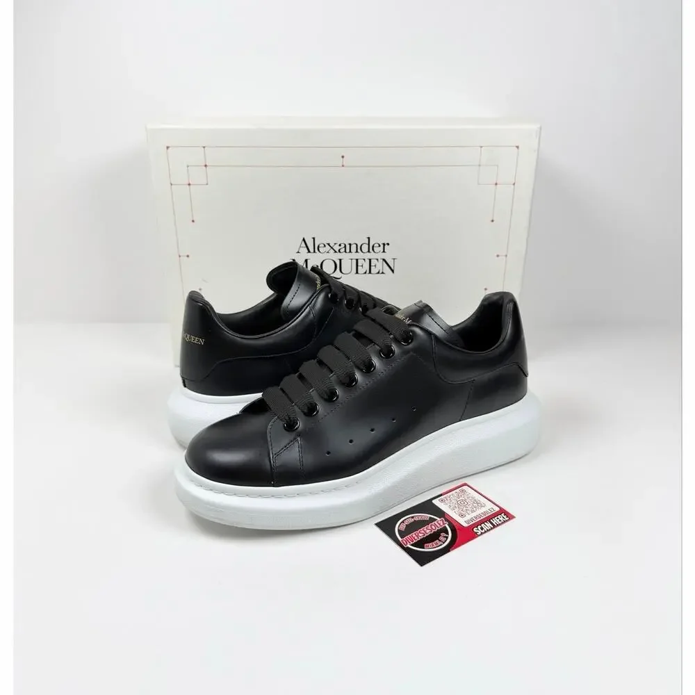 Size 9.5US - Alexander McQueen Black White